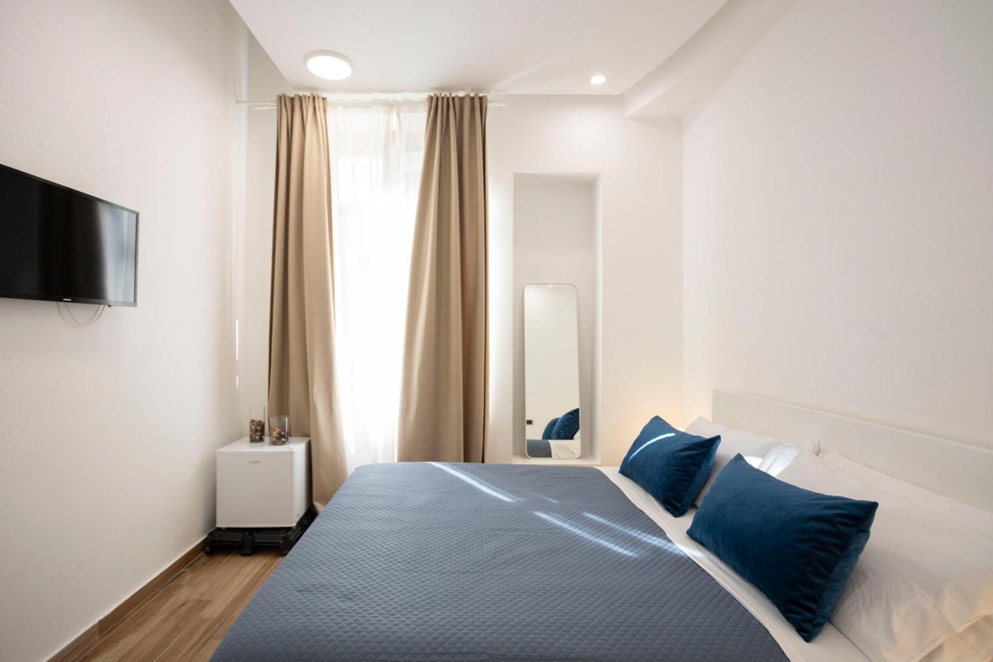 Tredidenari B&B Салерно Екстериор снимка